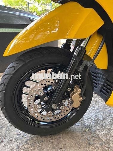 Honda Lead 2019 Vàng đen Tự động