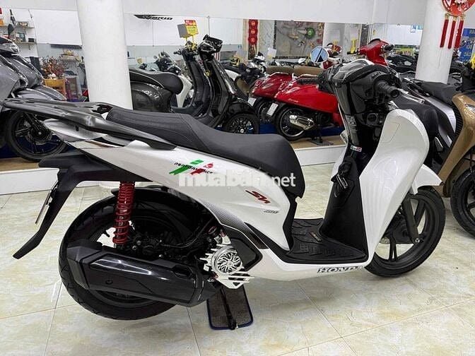 Honda SH 160 ABS 2024 Trắng