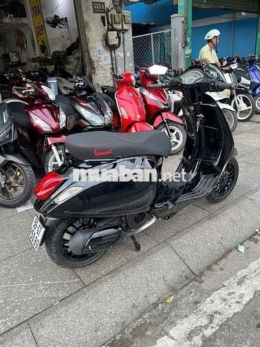 Piaggio Vespa Sprint 3V 2016 Đen Đã sử dụng