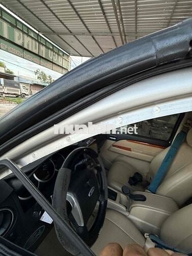 Ford Everest 2010 std  Vàng cát 7 chỗ 130.349 km