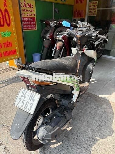 E bán Yamaha Luvias biển số Tphcm có Cavet đầy đủ