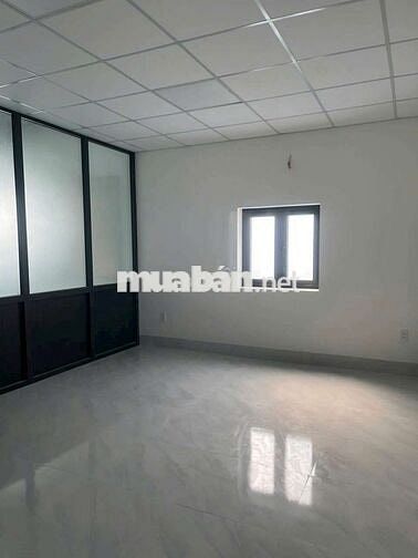 Cho thuê xưởng mặt tiền Dương Công khi.Hóc Môn.DT 10 x 30 giá 35 triệu