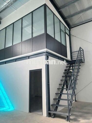 Cho thuê xưởng mặt tiền Dương Công khi.Hóc Môn.DT 10 x 30 giá 35 triệu