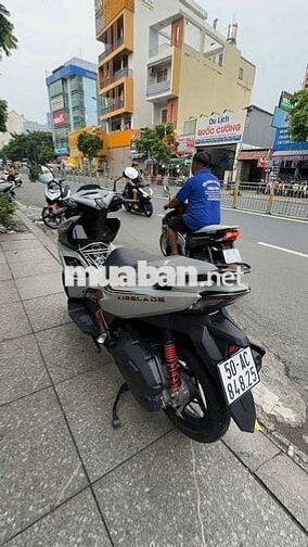 Honda Air Blade 160 ABS 2025 Xám đỏ Mới 99%