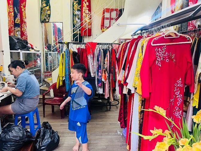 Cho thuê cửa hàng mặt tiền phố Phùng khắc khoan 