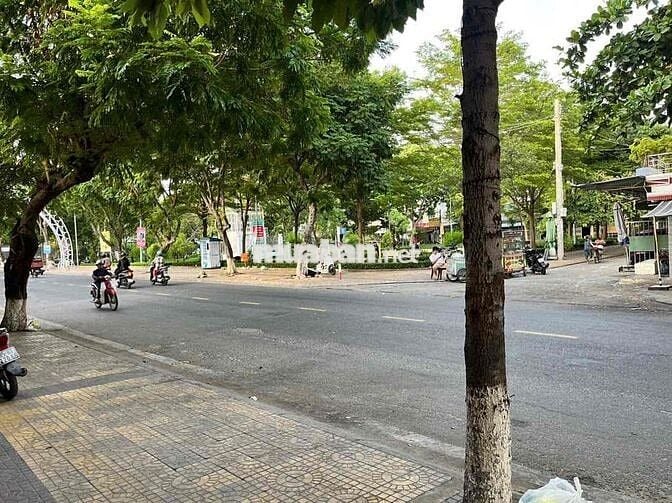 Bán Nhà Mặt Tiền Thống Nhất Đoạn Nhà Hàng Song Hưng  🗺️Diện tích : 102m