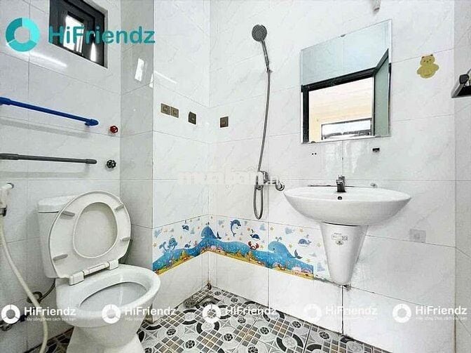 STUDIO BAN CÔNG RỘNG 40M² – THÂN NHÂN TRUNG, K300 / T3