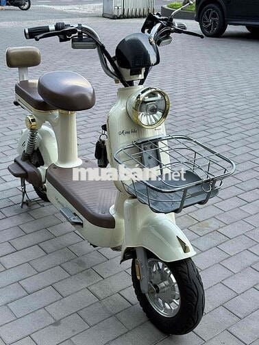 Xe điện mini Mina bike Trắng kem 4 bình