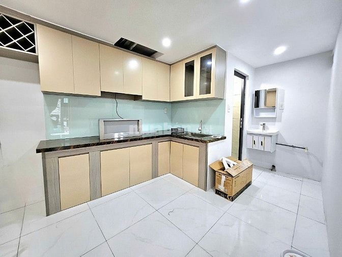 Dưới 4 tỷ sở hữu ngay nhà sổ hồng riêng ngay Metro Tham Lương