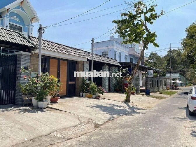 Bán MT Trần Thị Ngần 222m2 giá 750tr thương lượng