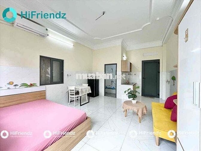 STUDIO BAN CÔNG RỘNG 40M² – THÂN NHÂN TRUNG, K300 / T3