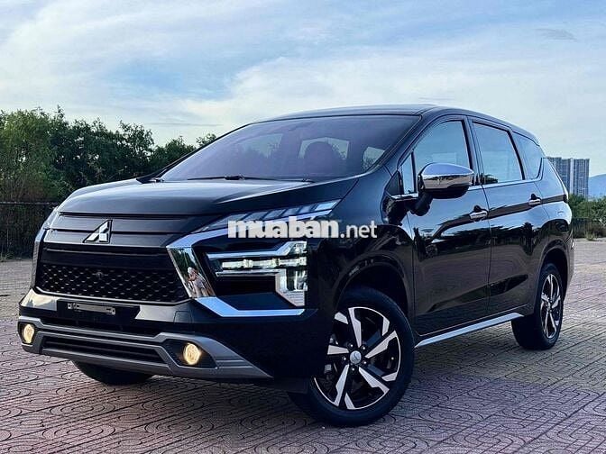 Mitsubishi Xpander 1.5L Premium 2024 Đen 3 vạn