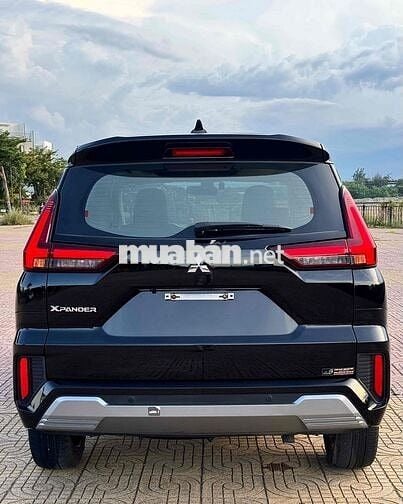 Mitsubishi Xpander 1.5L Premium 2024 Đen 3 vạn