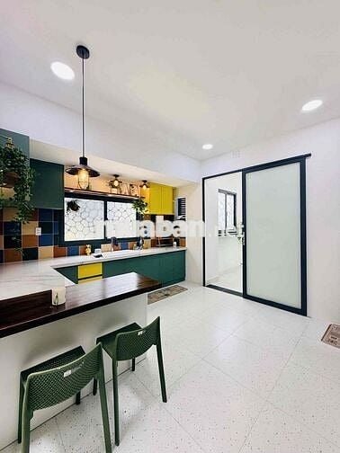 Bán nhà 2 MT HXH Huỳnh Tấn Phát Quận 7 nhỉnh 5 tỷ (Còn TL)
