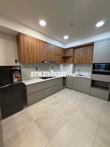 Cho thuê 2PN Saigon South, Nhà view sông thoáng mát, Rất gần ĐH RMIT