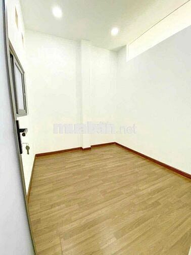 Nhà hẻm mới đẹp. Hẻm Lâm Văn Bền - Quận 7 cũ
