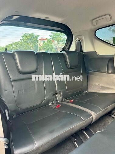 Mitsubishi Xpander 1.5L Premium 2024 Đen 3 vạn