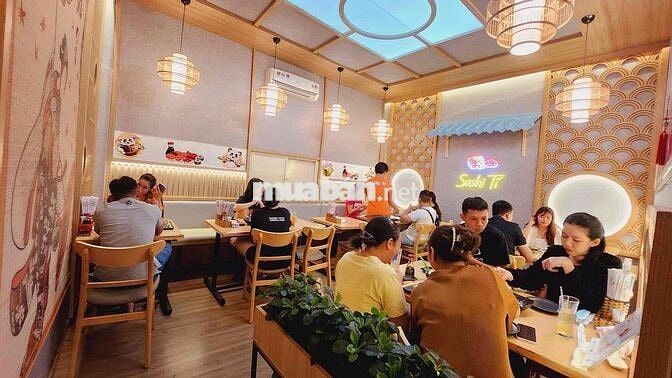 Tuyển phục vụ quán sushi Làm FullTime hoặc partime