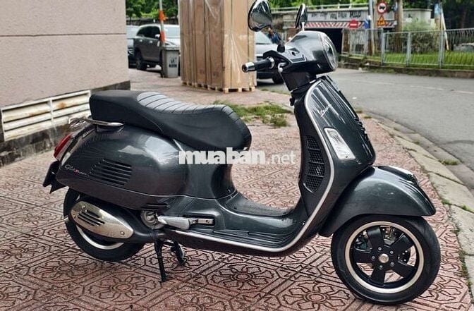 Piaggio Vespa GTS 300 2018 zin 100%
