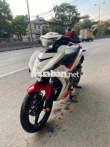 Yamaha Exciter Trắng đỏ đời cao zin đẹp mê ly