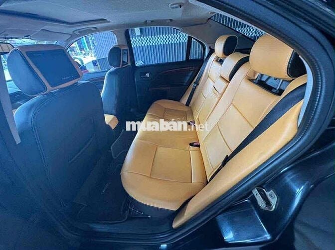 Ford Mondeo 2004 Đen ghế da 5 chỗ