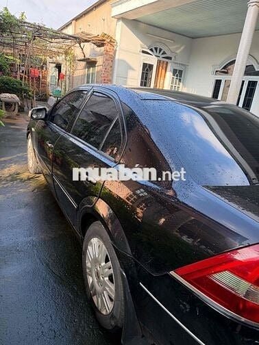 Ford Mondeo 2004 Đen ghế da 5 chỗ