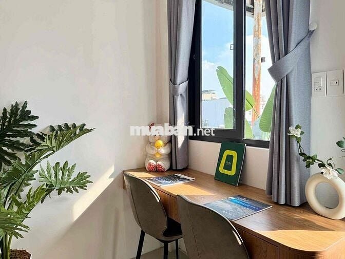 CHÍNH CHỦ CHO THUÊ CĂN STUDIO BAN CÔNG MỚI 100% CÓ THANG MÁY FULL NT