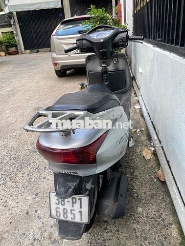 Honda Lead Bạc