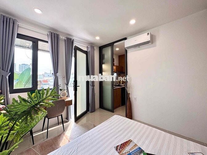 CHÍNH CHỦ CHO THUÊ CĂN STUDIO BAN CÔNG MỚI 100% CÓ THANG MÁY FULL NT