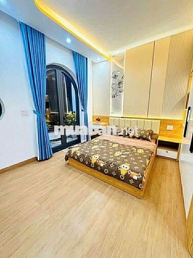NHÀ MẶT TIỀN 3 TẦNG 3 MÊ ĐƯỜNG 7,5M TRẦN ĐỨC THẢO - VIEW CÔNG VIÊN