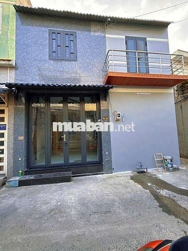 Nhà 2p.n đúc 1 trệt 1 lầu đường thông đường Phan Văn Hớn Chợ Bà Điểm