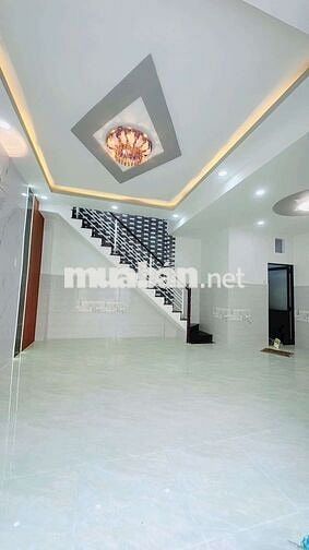 Nhà 2p.n đúc 1 trệt 1 lầu đường thông đường Phan Văn Hớn Chợ Bà Điểm