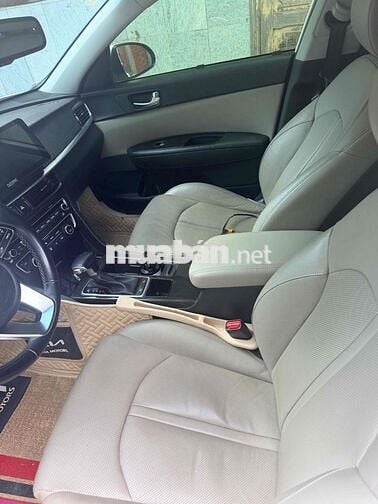 Kia Optima Luxury 2020 Trắng 95k km