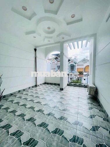 Nhà trệt 2lầu 4,5x20m 4phòng sẵn nội thất KDC Hồng Phát phù hợp VPCTY