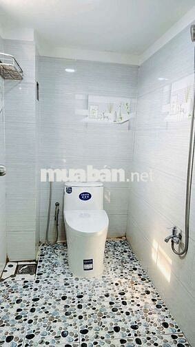 Nhà 2p.n đúc 1 trệt 1 lầu đường thông đường Phan Văn Hớn Chợ Bà Điểm