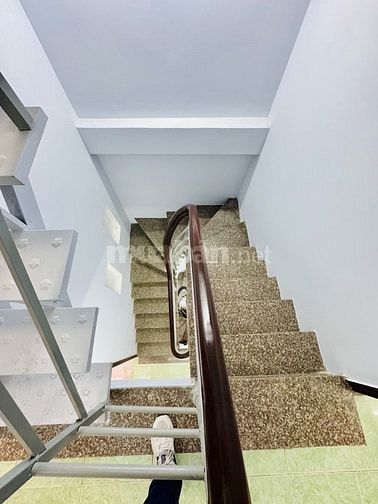Q11 Lạc Long Quân - Hẻm như mặt tiền KD - Nhà đẹp ở ngay - Nhỉnh 7 tỷ