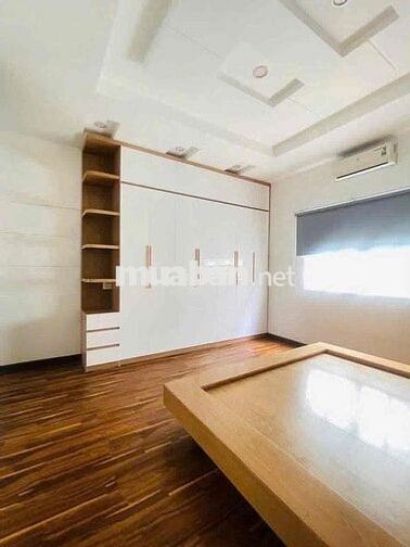 Nhà trệt 2lầu 4,5x20m 4phòng sẵn nội thất KDC Hồng Phát phù hợp VPCTY