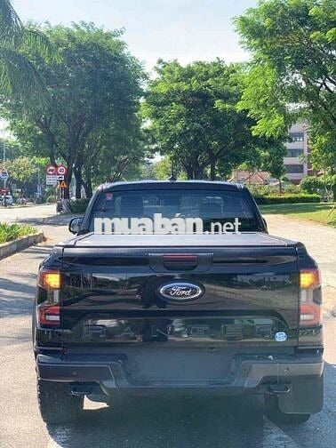 Ford Ranger Raptor 2023 Tự động 10 cấp