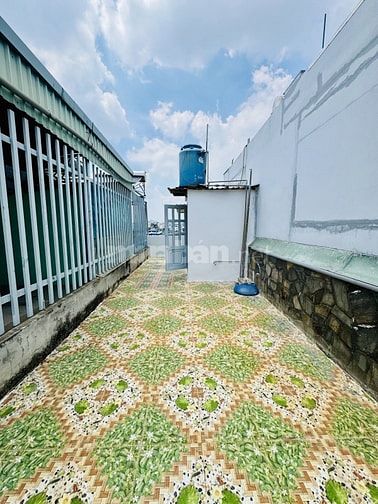 Q11 Lạc Long Quân - Hẻm như mặt tiền KD - Nhà đẹp ở ngay - Nhỉnh 7 tỷ