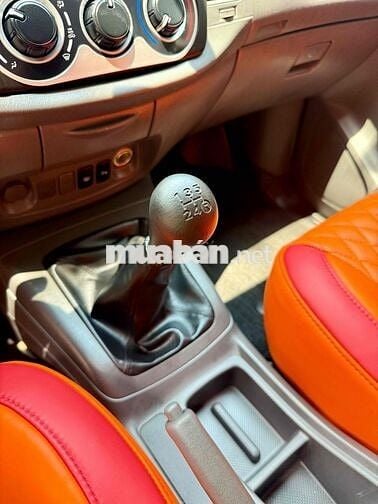 Toyota Innova E 2014 Số sàn Bạc 57.000 km