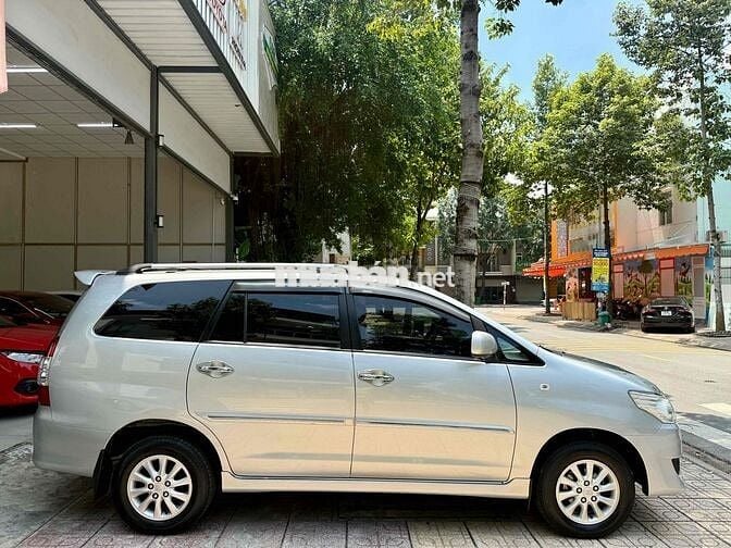 Toyota Innova E 2014 Số sàn Bạc 57.000 km
