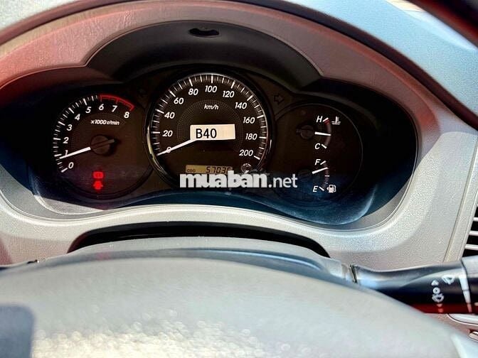 Toyota Innova E 2014 Số sàn Bạc 57.000 km