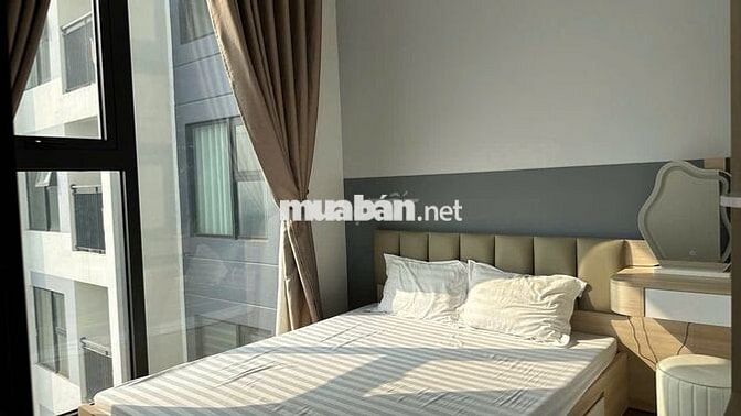 Chính chủ bán căn 2PN + 1, 64m2,4.5 tỷ căn góc,KĐT Vinhomes Smart City