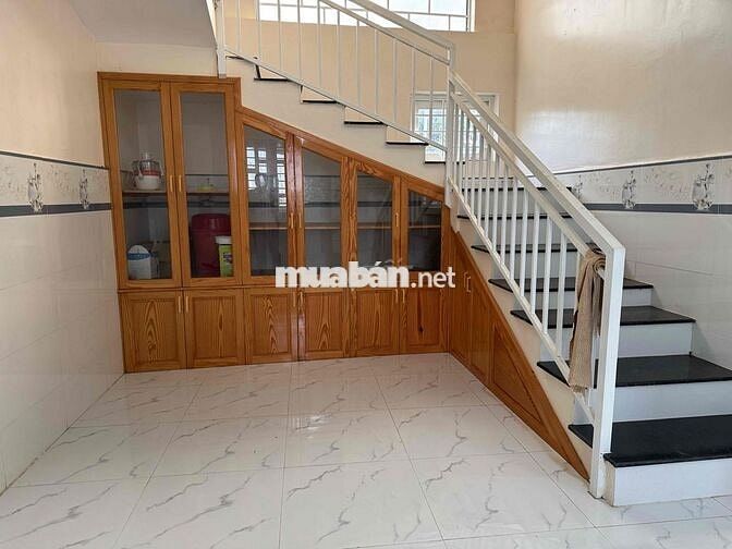 CHO THUÊ NHÀ NGUYÊN CĂN 3PN 3WC RỘNG 278m2 CÁCH QL20 3KM