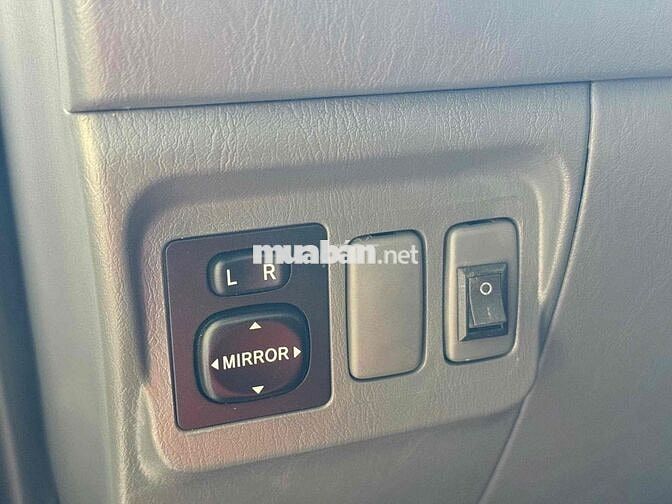 Toyota Innova E 2014 Số sàn Bạc 57.000 km