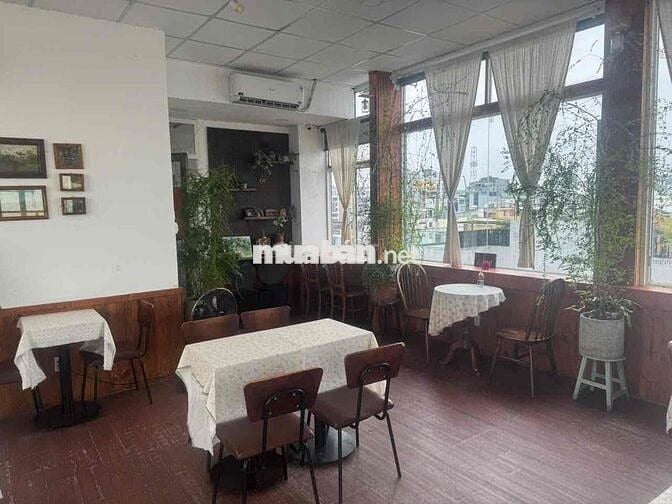 Cho thuê quán cà phê hoạt đông 5 năm khách ổn định