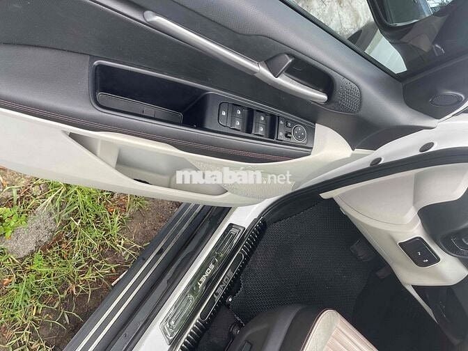 Kia Sonet 2022 Trắng 5 chỗ