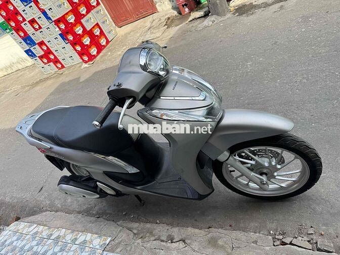 Honda SH Mode 2021 Bạc sần