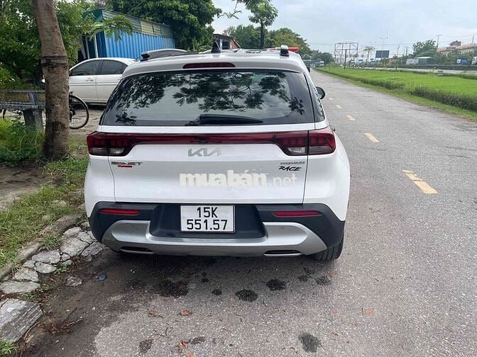 Kia Sonet 2022 Trắng 5 chỗ