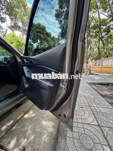 Mazda 3 Hatchback 2016 Bạc